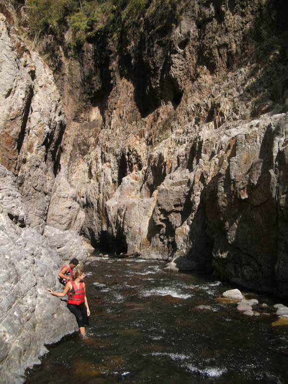 Admirando o Canyon de Somoto, na Nicarágua, perto da fronteira com Honduras